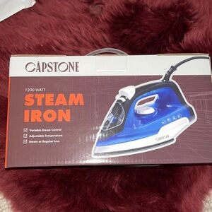 NIB Steam Iron 1200 WATT New Blue